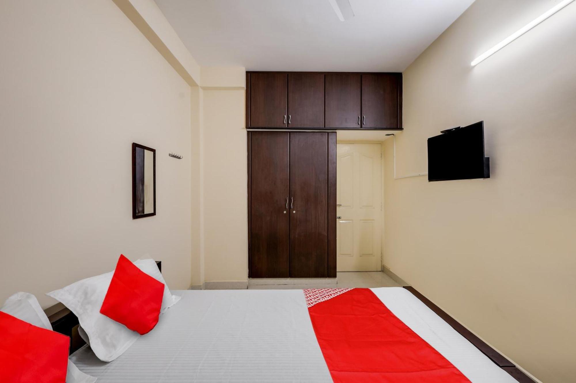 Hotel O K V R Residency - Elite Chennai Eksteriør billede